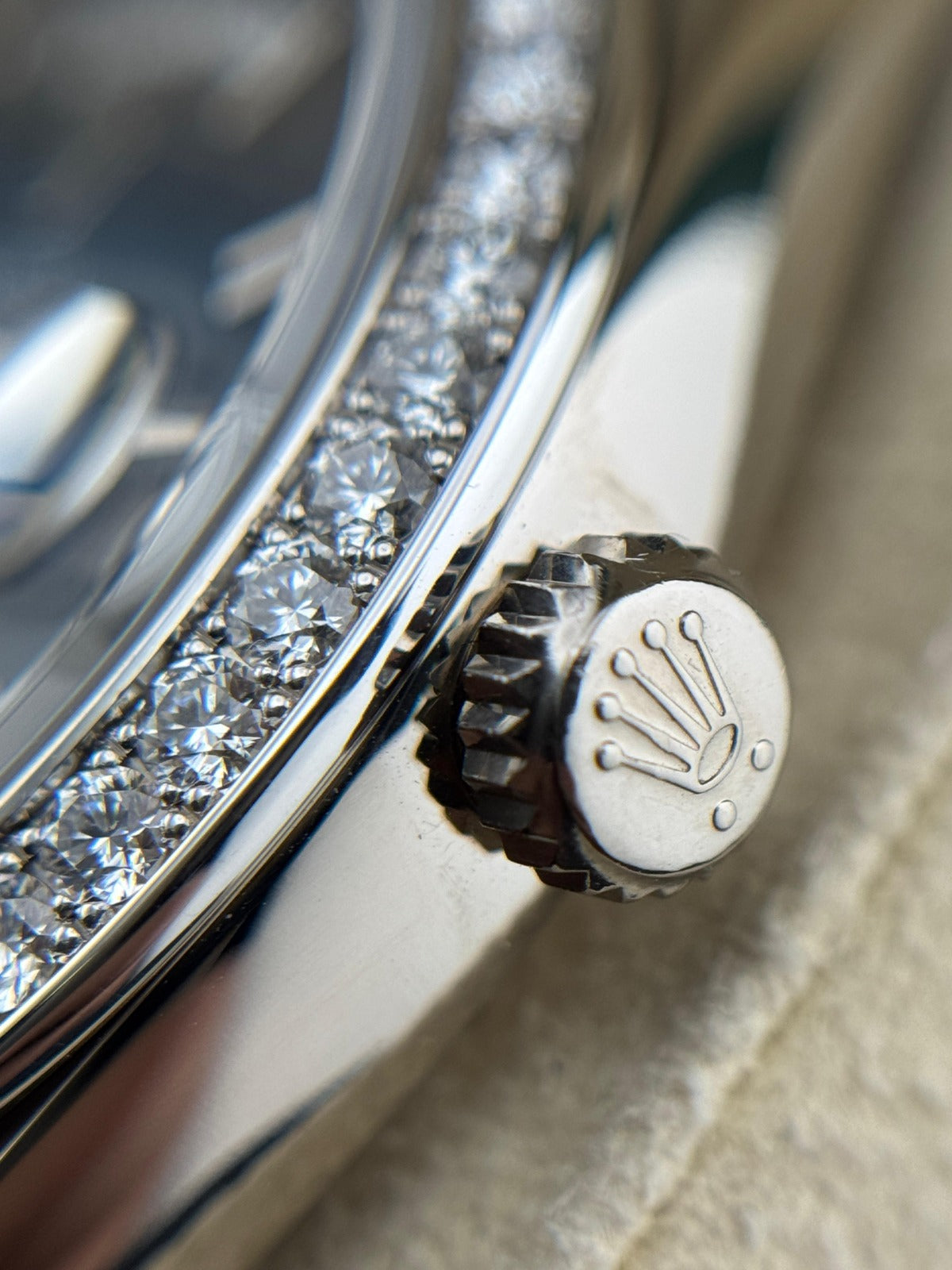 Rolex Daydate 40mm White Gold Diamond-Set Blue dial pre-owned 2022