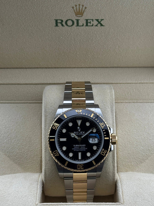 Rolex Submariner Date 41mm Steel/YellowGold Black Dial 2020 - HOURLY