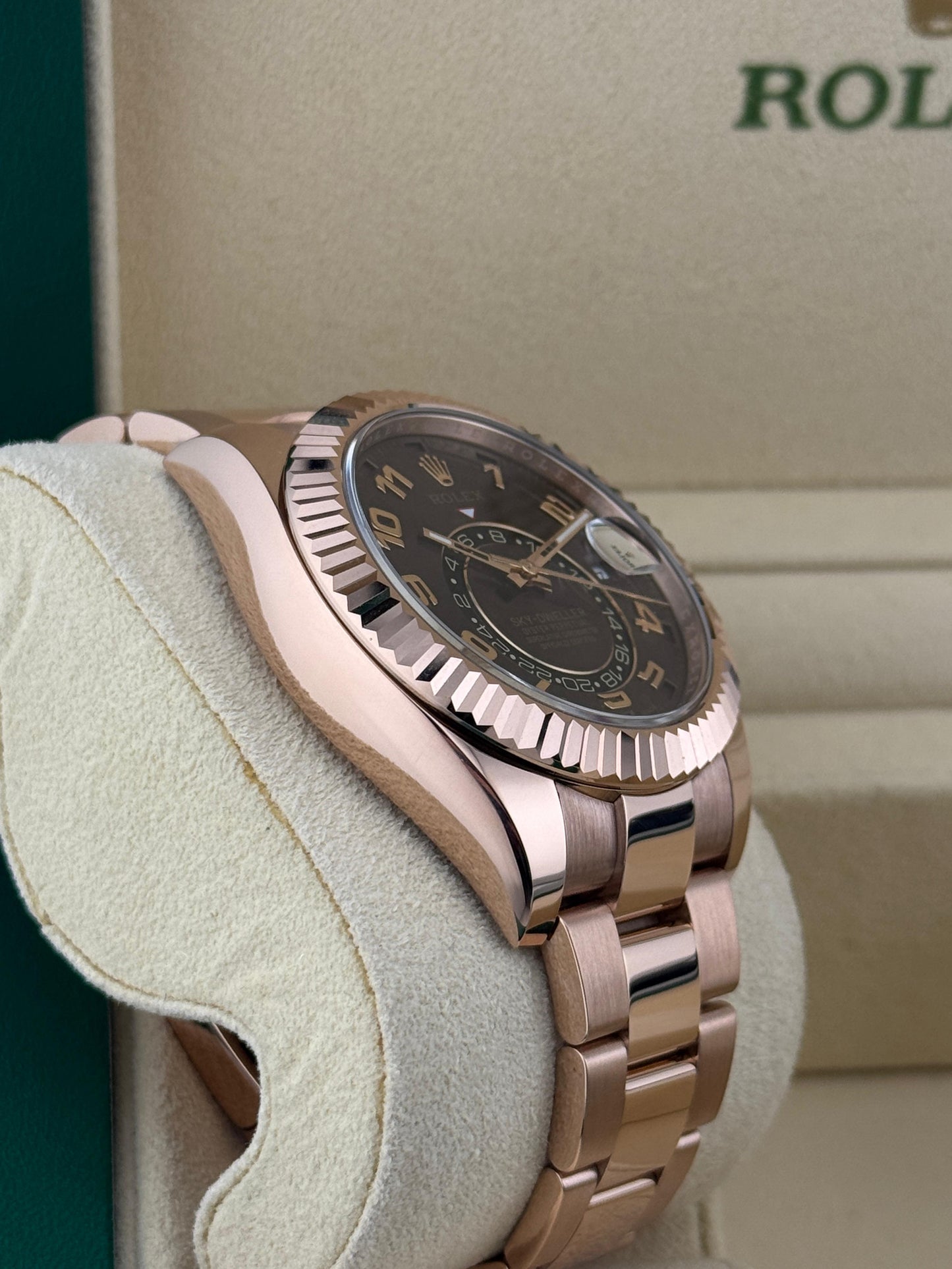 Rolex Sky-Dweller 42mm RoseGold discontinued Chocolate Dial 2020