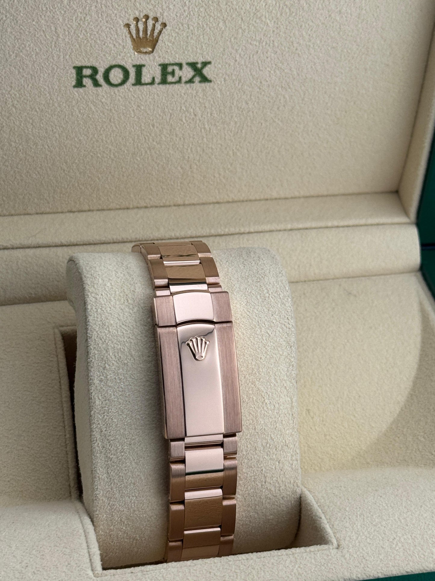 Rolex Sky-Dweller 42mm RoseGold discontinued Chocolate Dial 2020