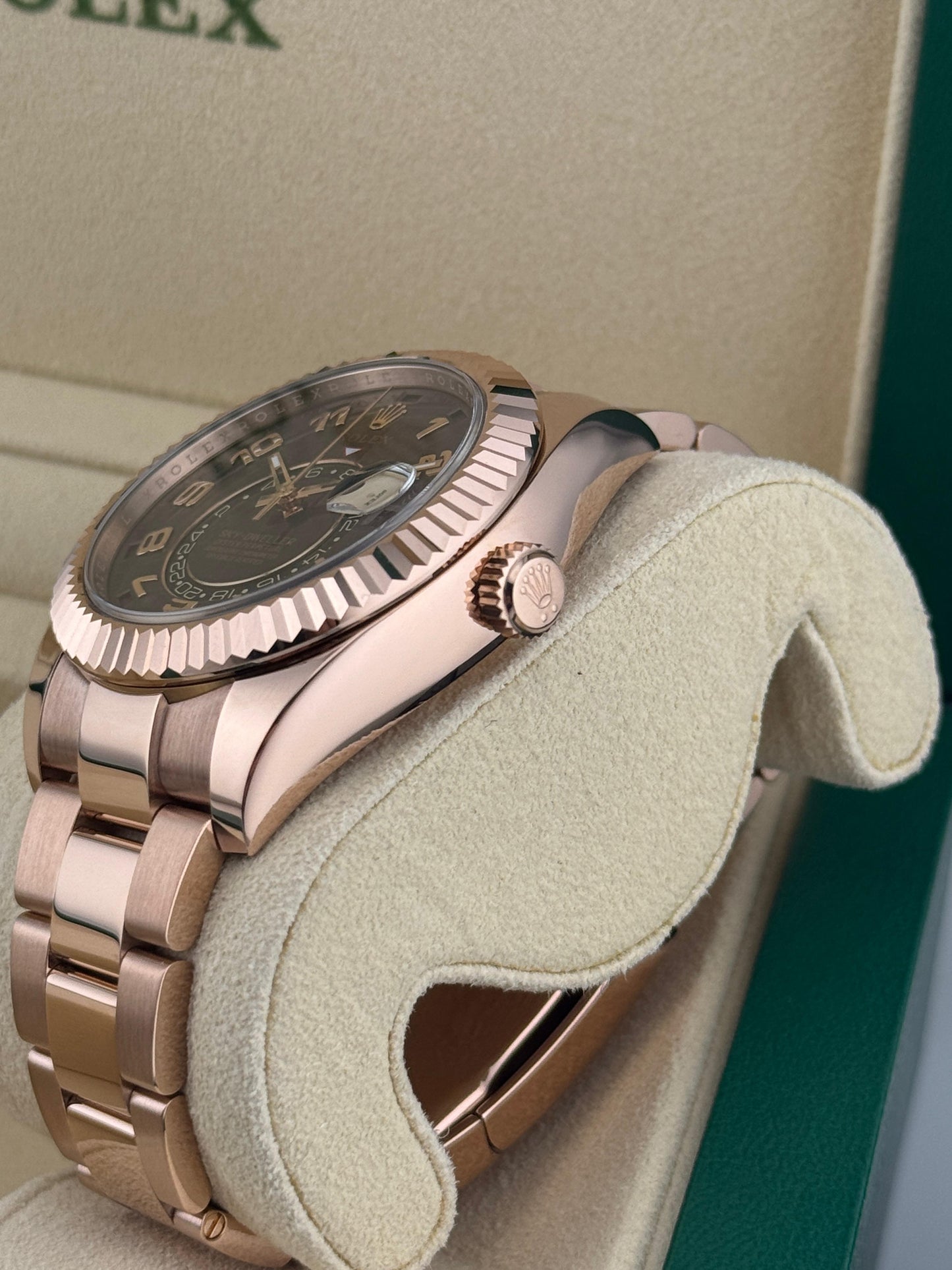 Rolex Sky-Dweller 42mm RoseGold discontinued Chocolate Dial 2020