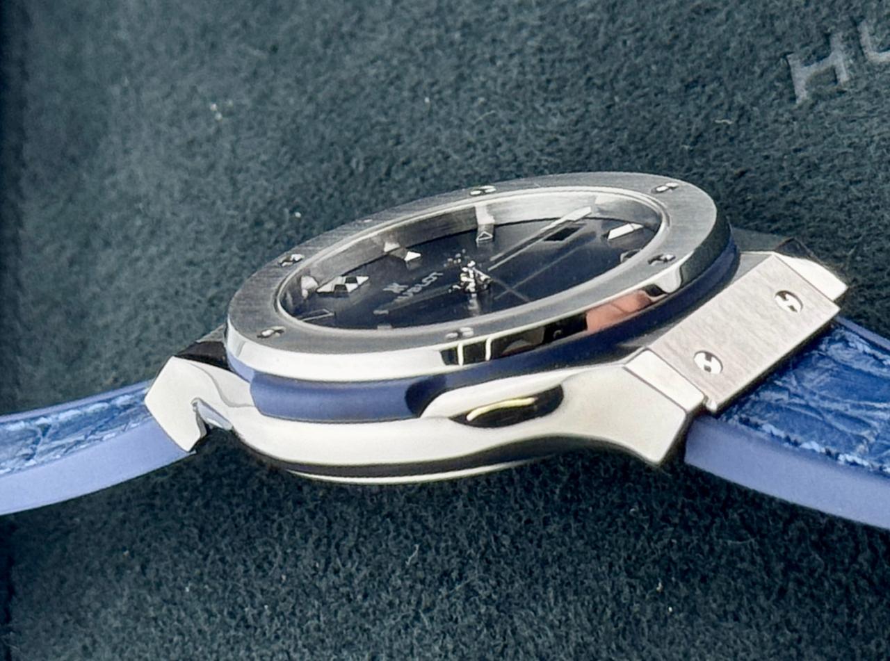 Hublot classic fusion 33mm Blue dial 2024