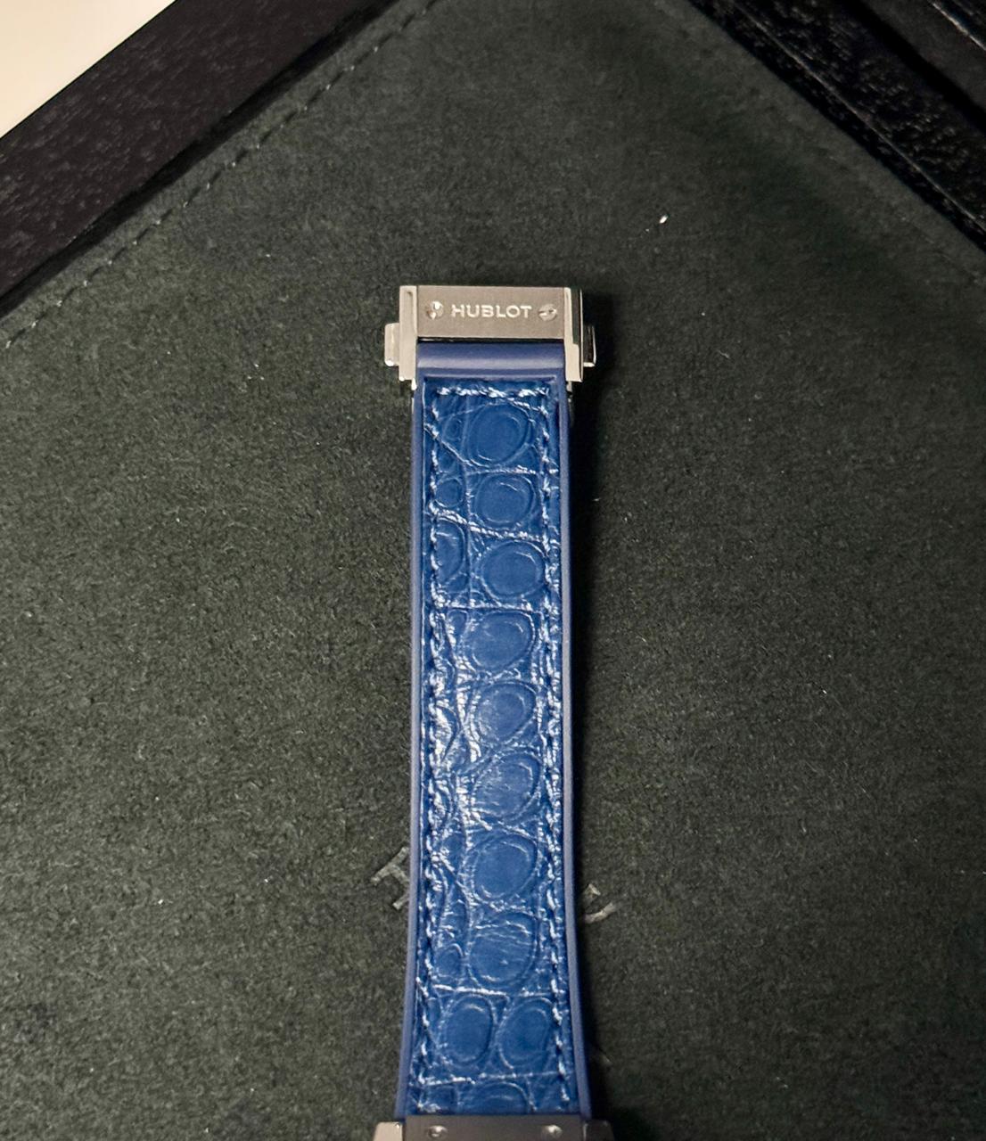 Hublot classic fusion 33mm Blue dial 2024