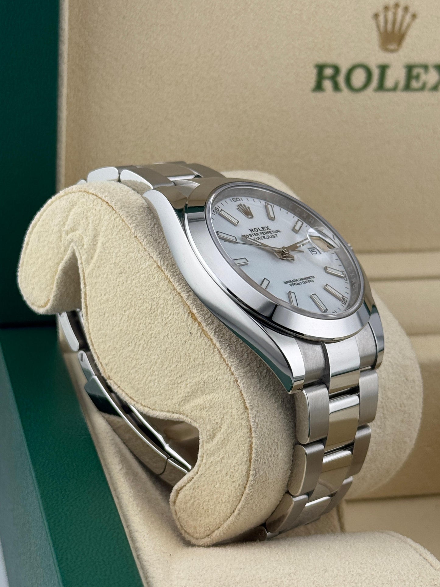 Rolex Datejust 41mm Steel Stainless White Dial Oyster 2022