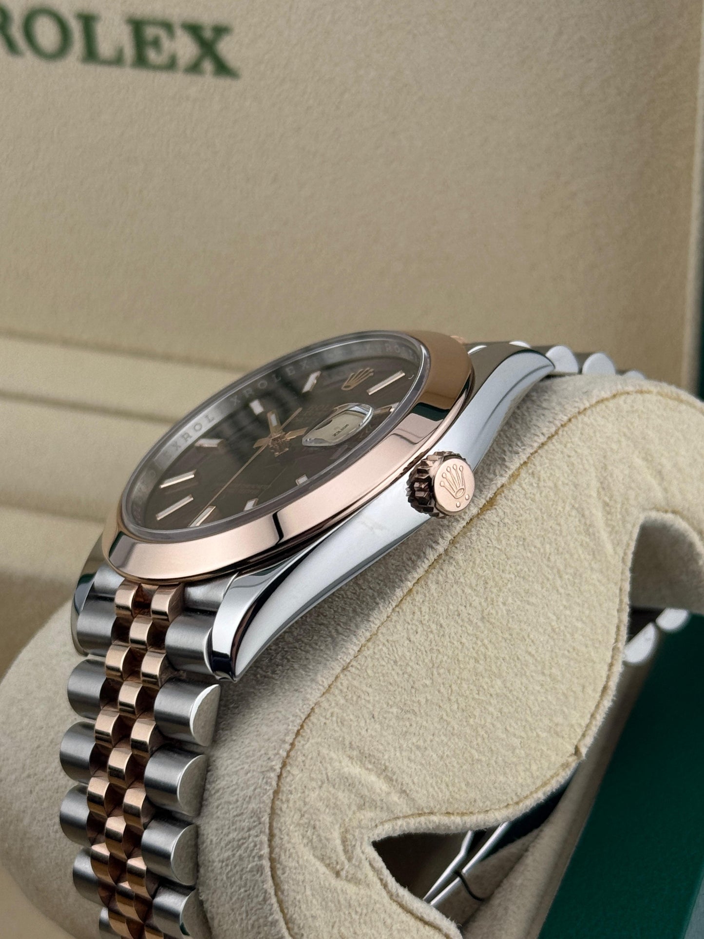 Rolex Datejust 41mm Steel & RoseGold Chocolate Dial Jubliee 2017