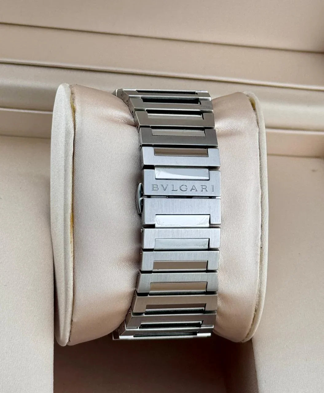 Bvlgari Octo Finissimo Automatic 40mm 2023 - HOURLY