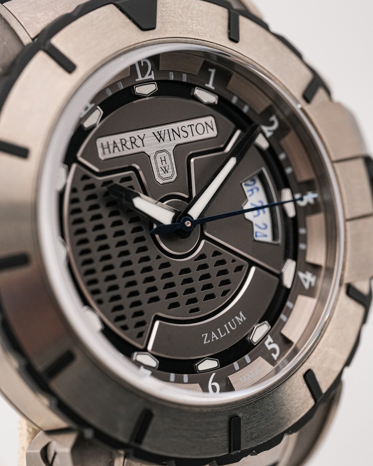 Harry Winston Ocean Sport Zalium 44mm 2018