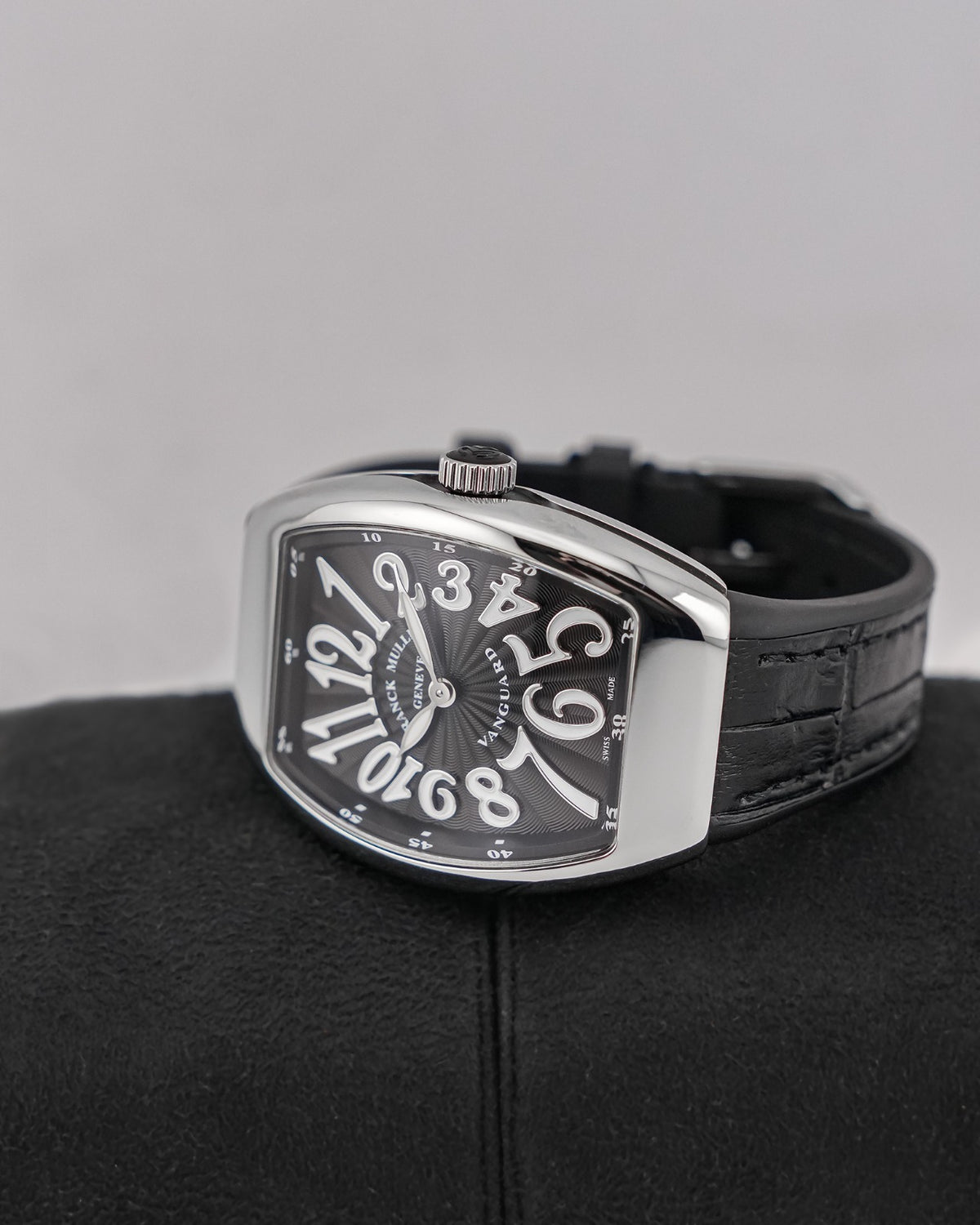 Franck Muller Vanguard 32mm Black - HOURLY