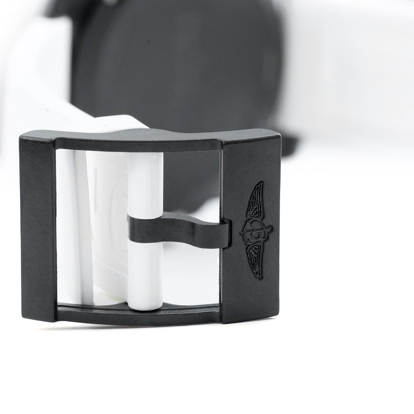 Breitling Endurance Pro x 44mm White 2022