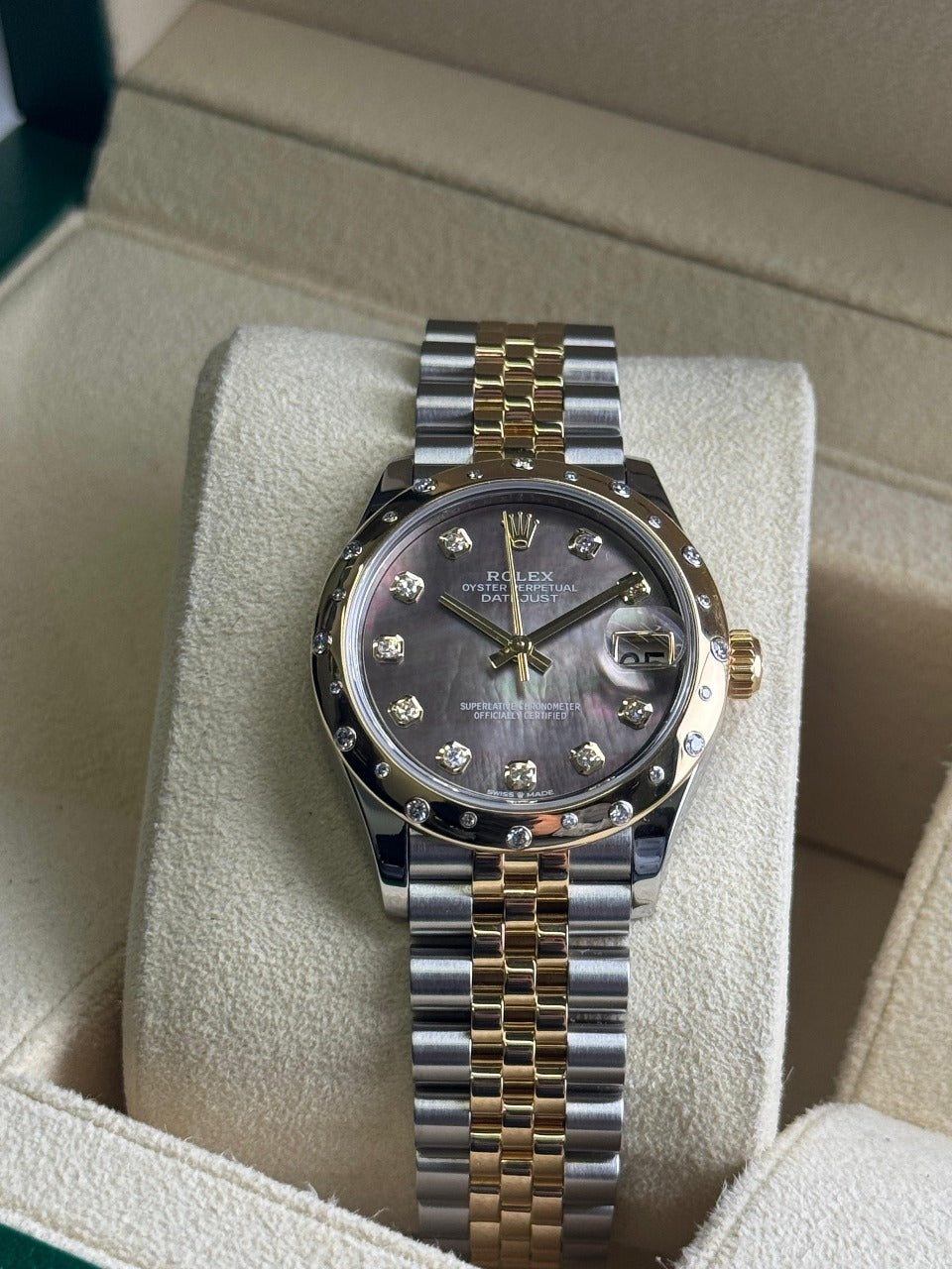 Rolex Datejust 31mm diamond bezel mother of pearl dial 2019