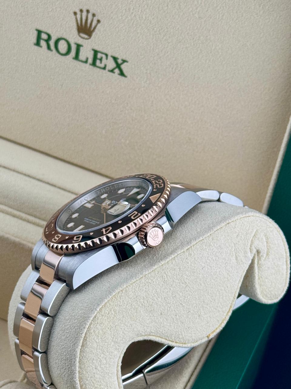 Rolex GMT-Master II Rootbeer 40mm 2019