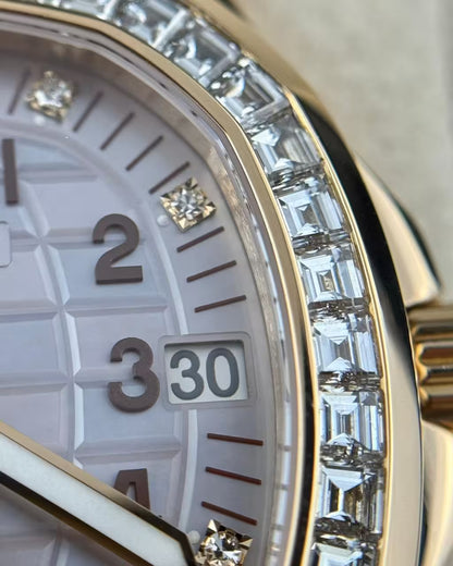 Pre-owned Patek Philippe Aquanaut Luce 5072R-001 Rose Gold