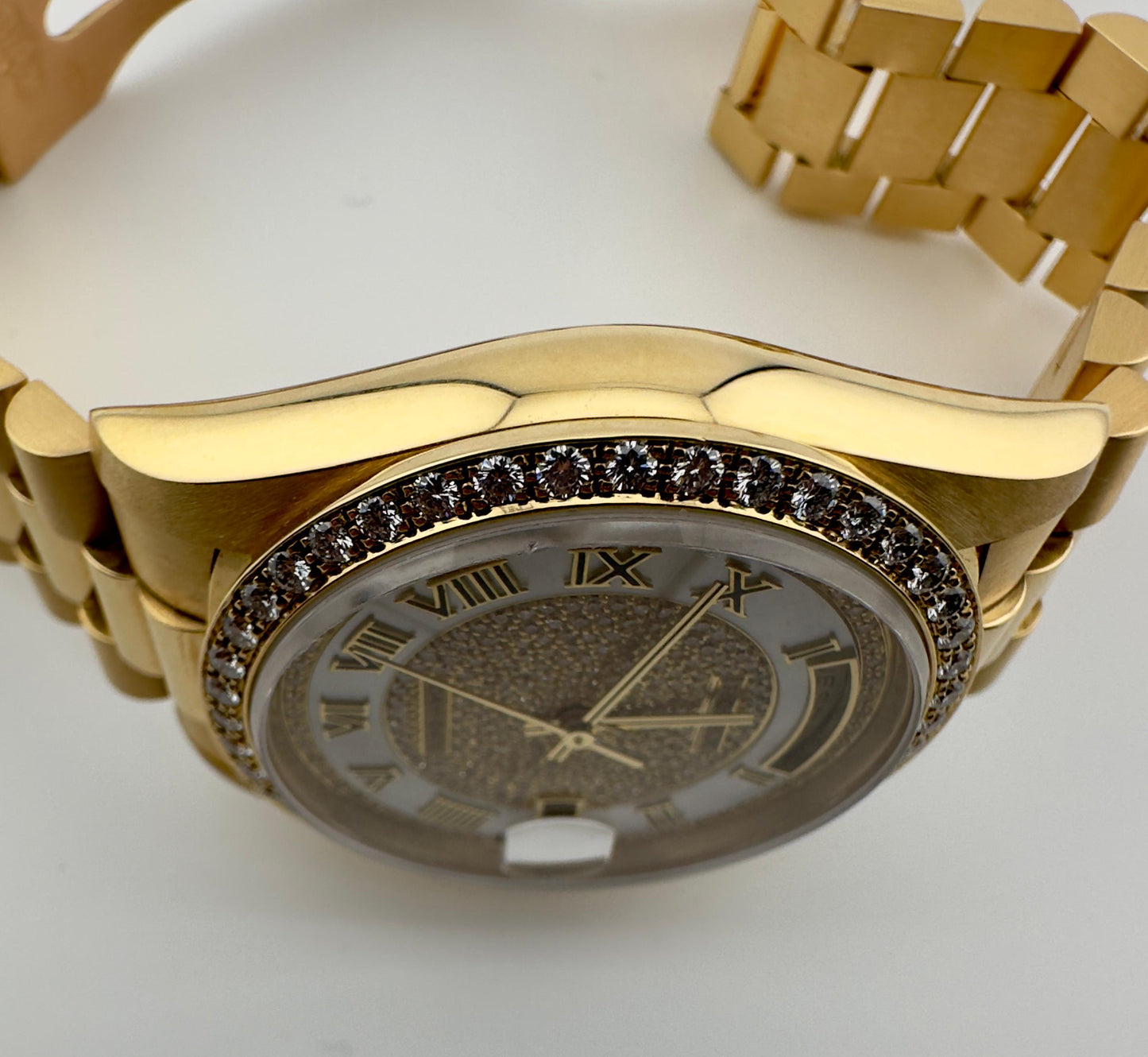 Rolex Day-Date 36mm Solid Gold Mother Of Pearl 1991 - HOURLY 