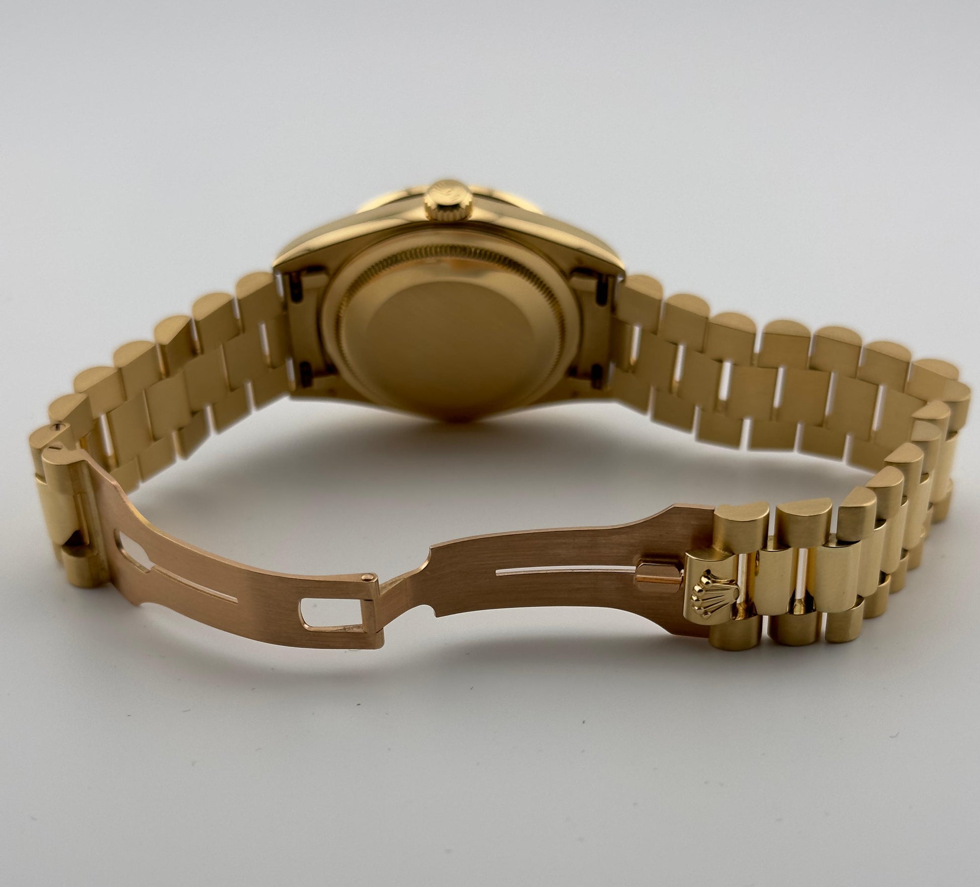 Rolex Day-Date 36mm Solid Gold Mother Of Pearl 1991 - HOURLY 