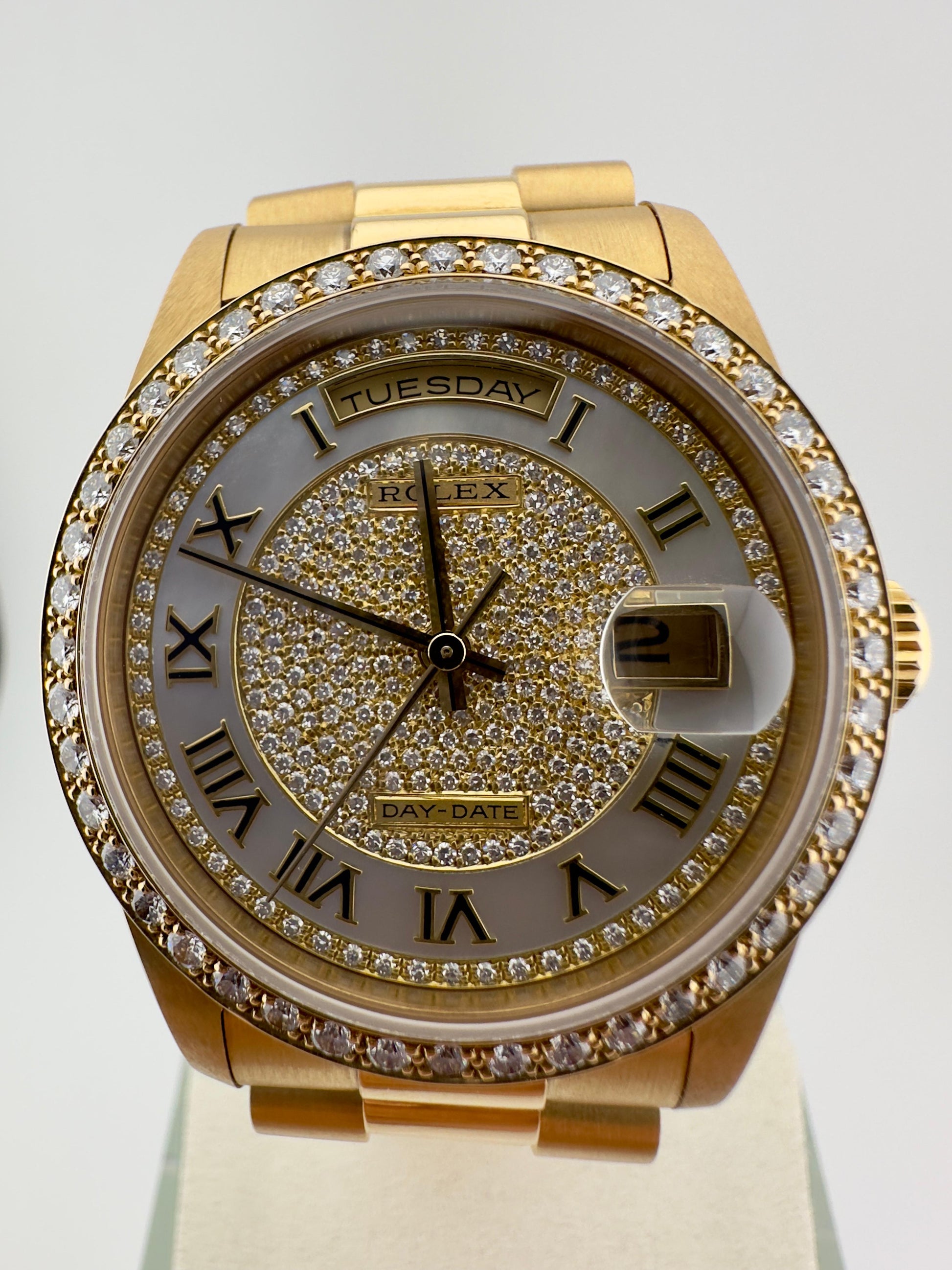 Rolex Day-Date 36mm Solid Gold Mother Of Pearl 1991 - HOURLY 