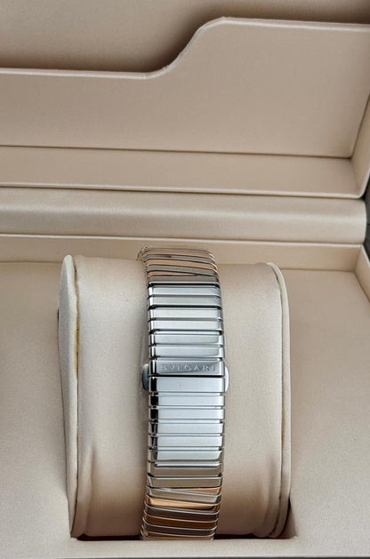 Bvlgari Lvcea 33mm Red Dial Rose Gold 2025