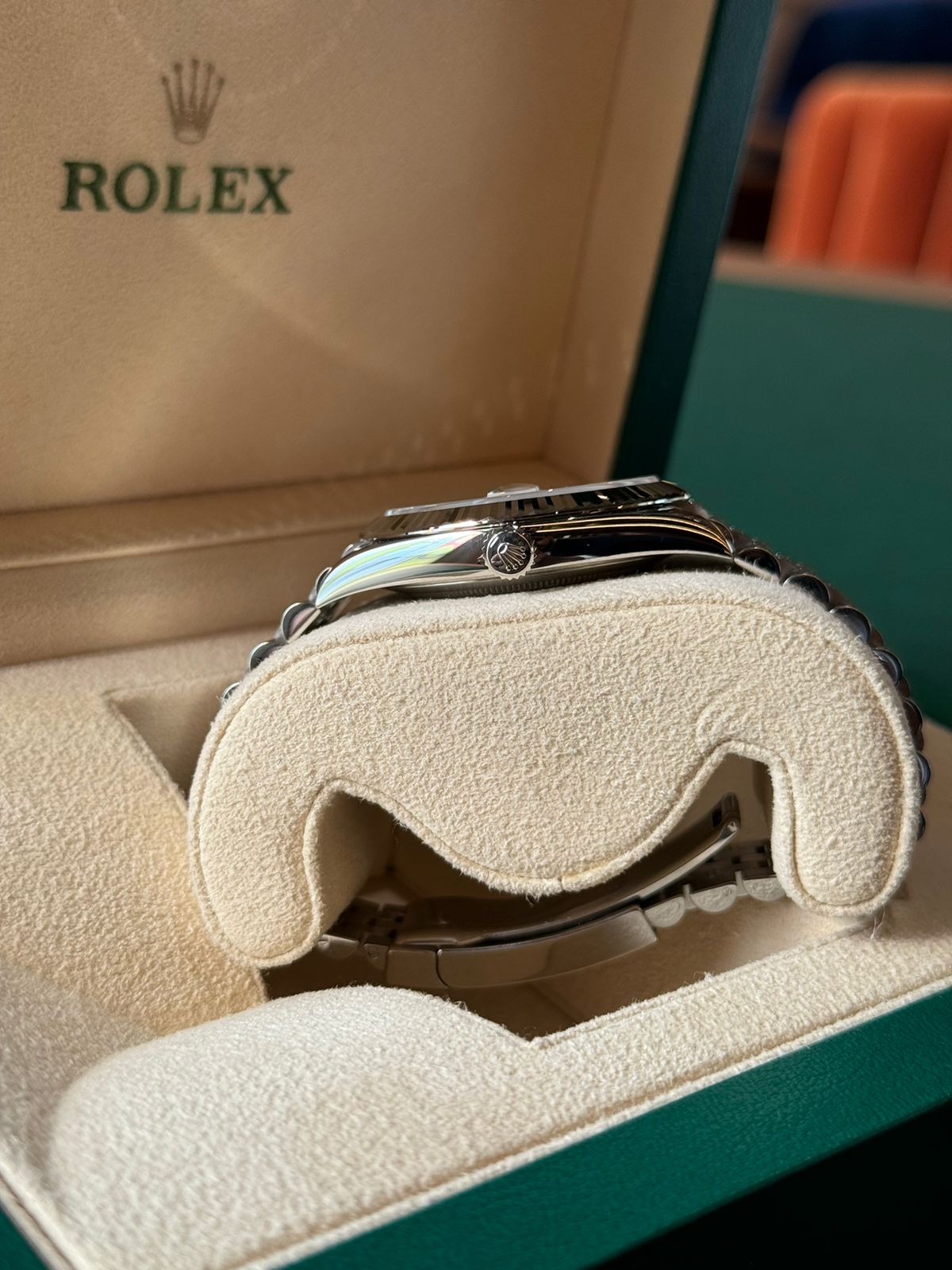 Rolex Datejust 41mm WhiteGold bezel White Index Dial Jubilee 2019