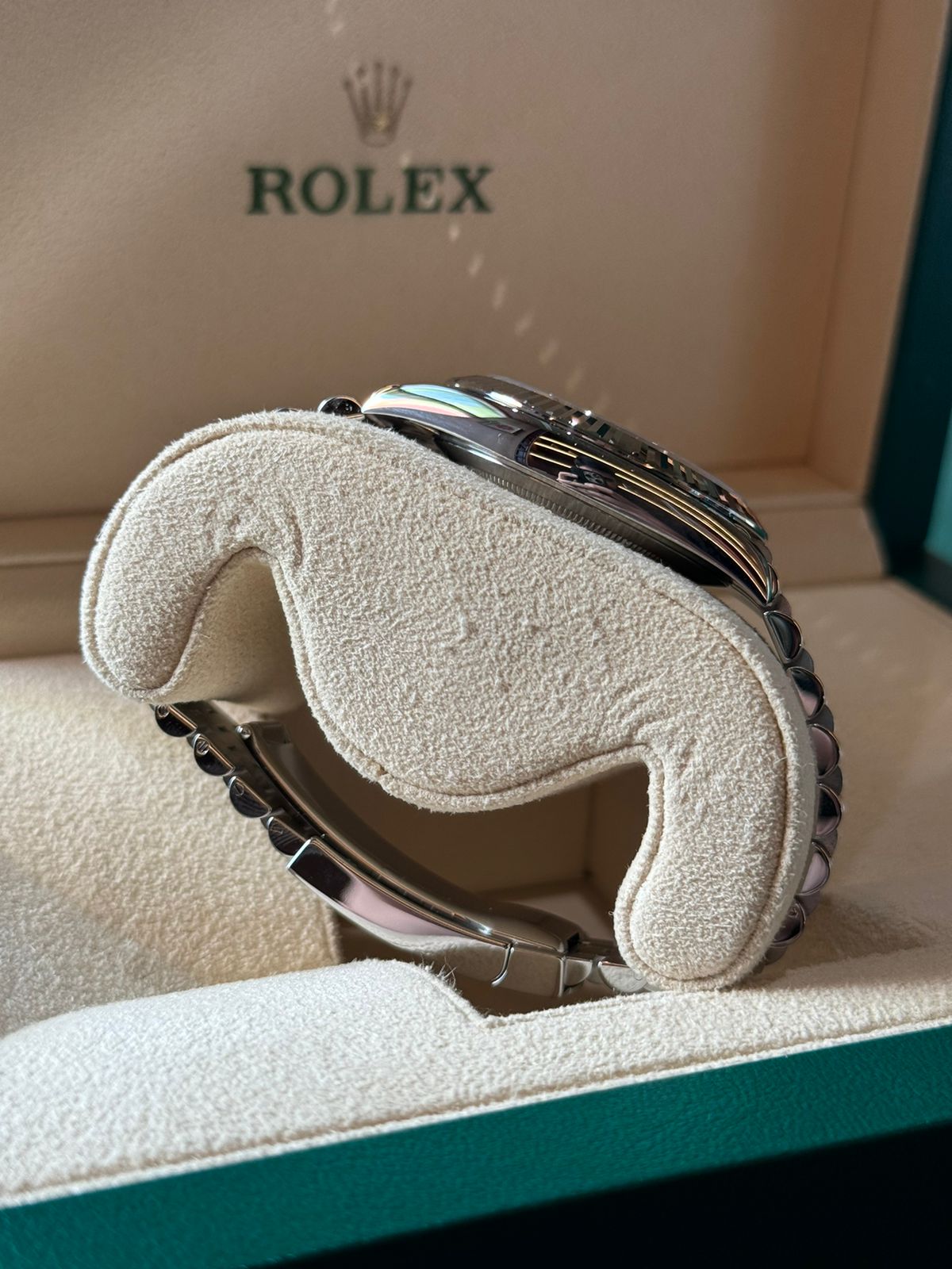 Rolex Datejust 41mm WhiteGold bezel White Index Dial Jubilee 2019
