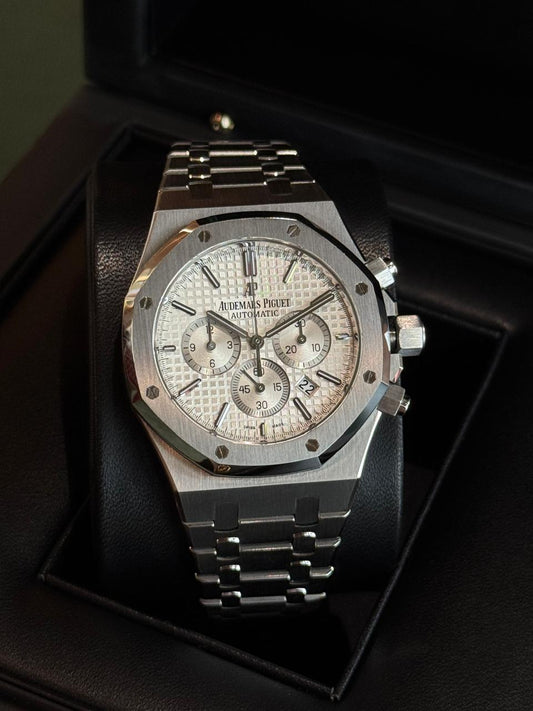 Audemars Piguet Royal Oak 41mm Chronograph White dial 2015