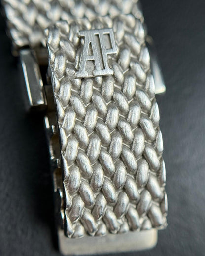 Audemars Piguet WhiteGold Bracelet Lapis Lazuli Stone