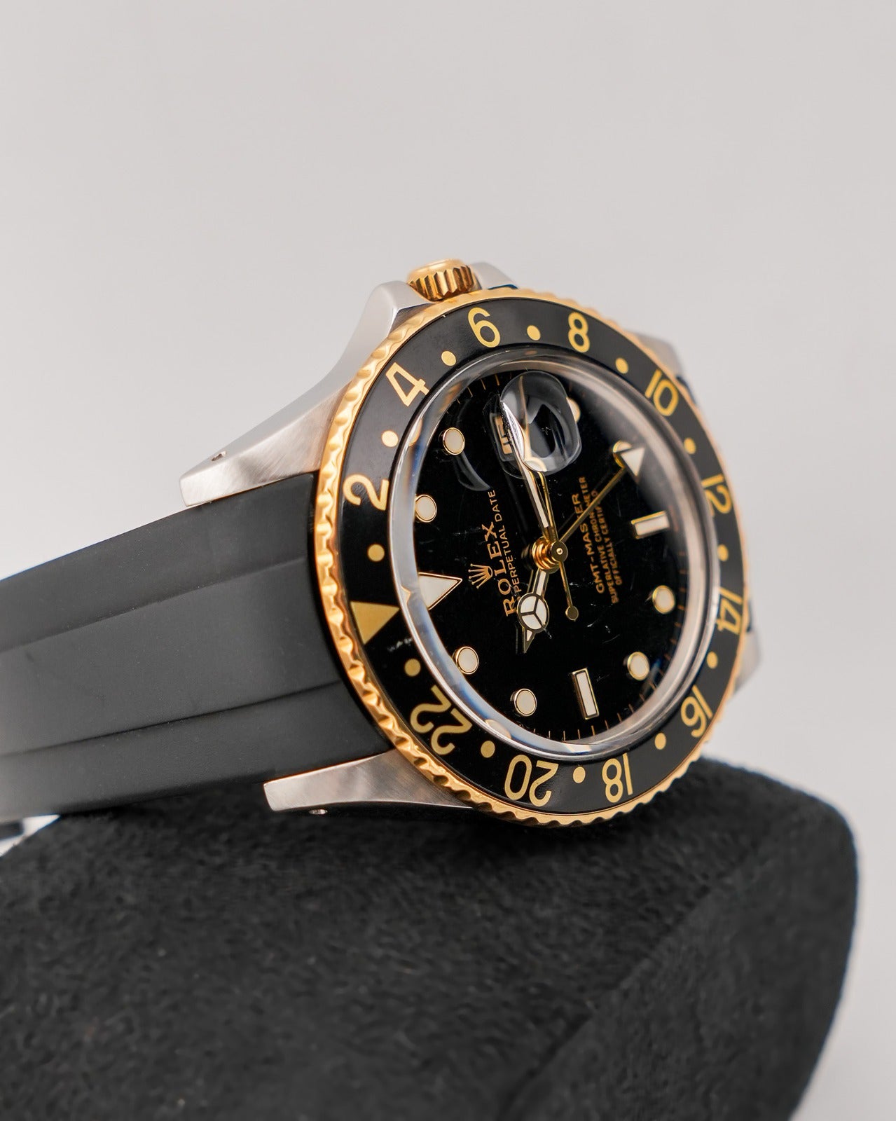 Rolex GMT-Master Steel & YelloGold Bezel Black Dial With Strap