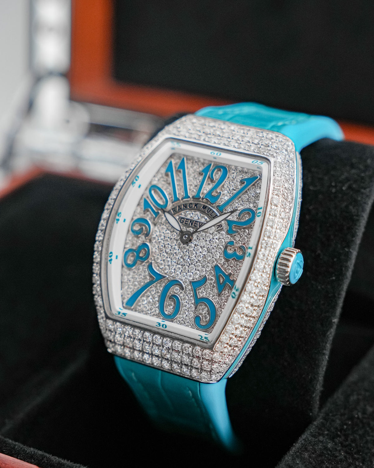 Franck Muller Vanguard 32mm Turquoise Blue afterset Full Pavé - HOURLY 