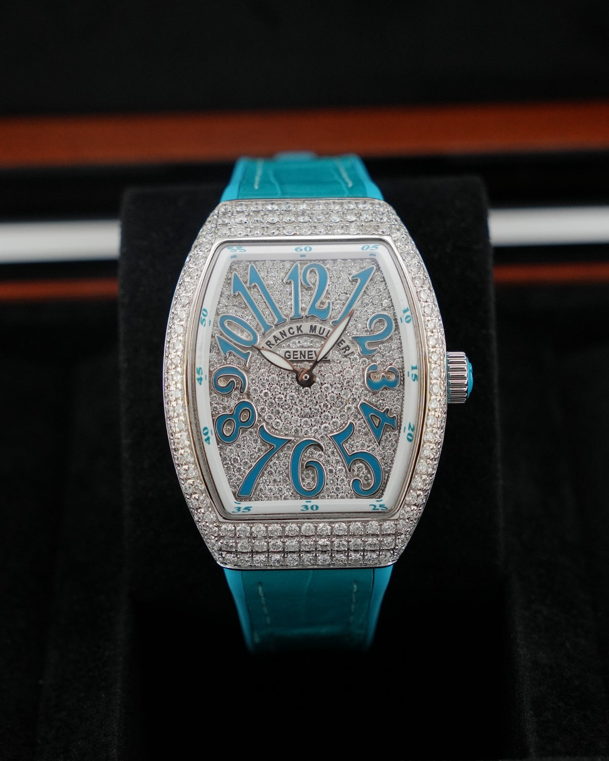 Franck Muller Vanguard 32mm Turquoise Blue afterset Full Pavé - HOURLY 