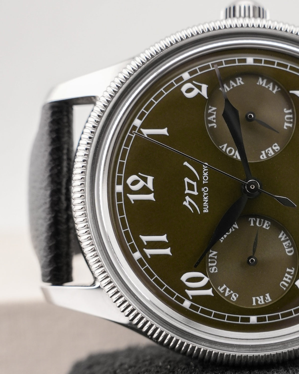 Kurono Tokyo Calendrier "Type I" 38mm Khaki Green 2022