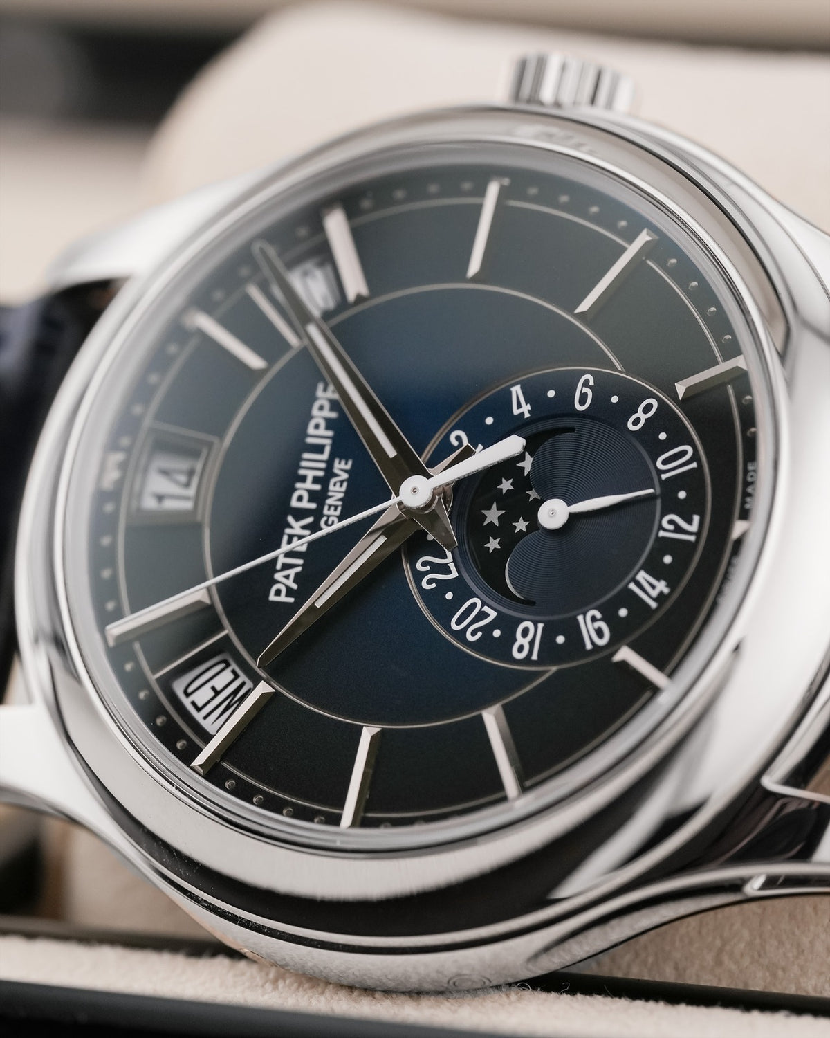 Patek Philippe Complications 40mm Annual Calendar Moon Phases 2021