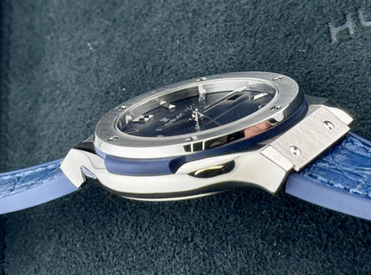 Hublot classic fusion 33mm Blue dial 2024