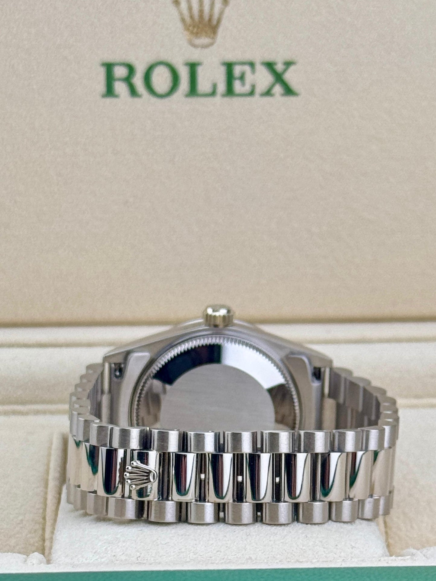 Rolex Datejust 31mm Diamond Bezel Blue diamond Dial Presidential