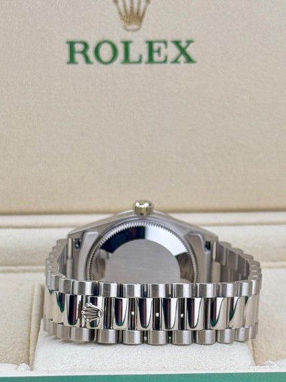 Rolex Datejust 31mm Diamond Bezel Blue diamond Dial Presidential