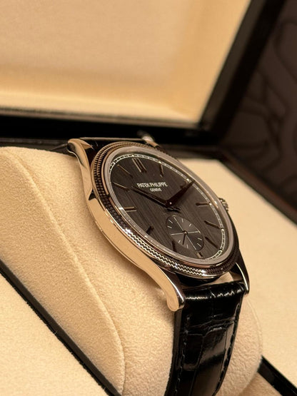 Patek Philippe Calatrava Manual Wind 39mm 2021