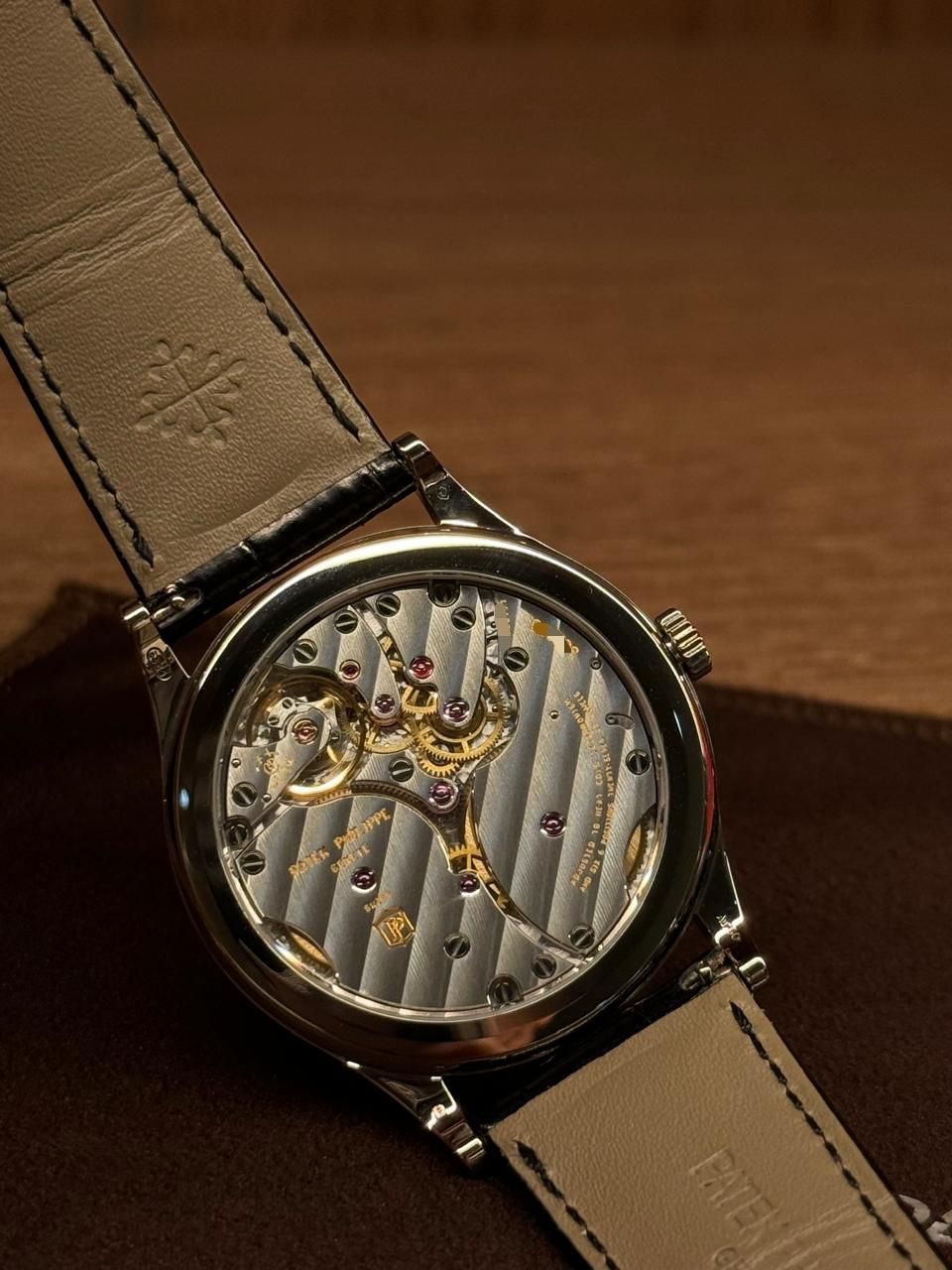 Patek Philippe Calatrava Manual Wind 39mm 2021