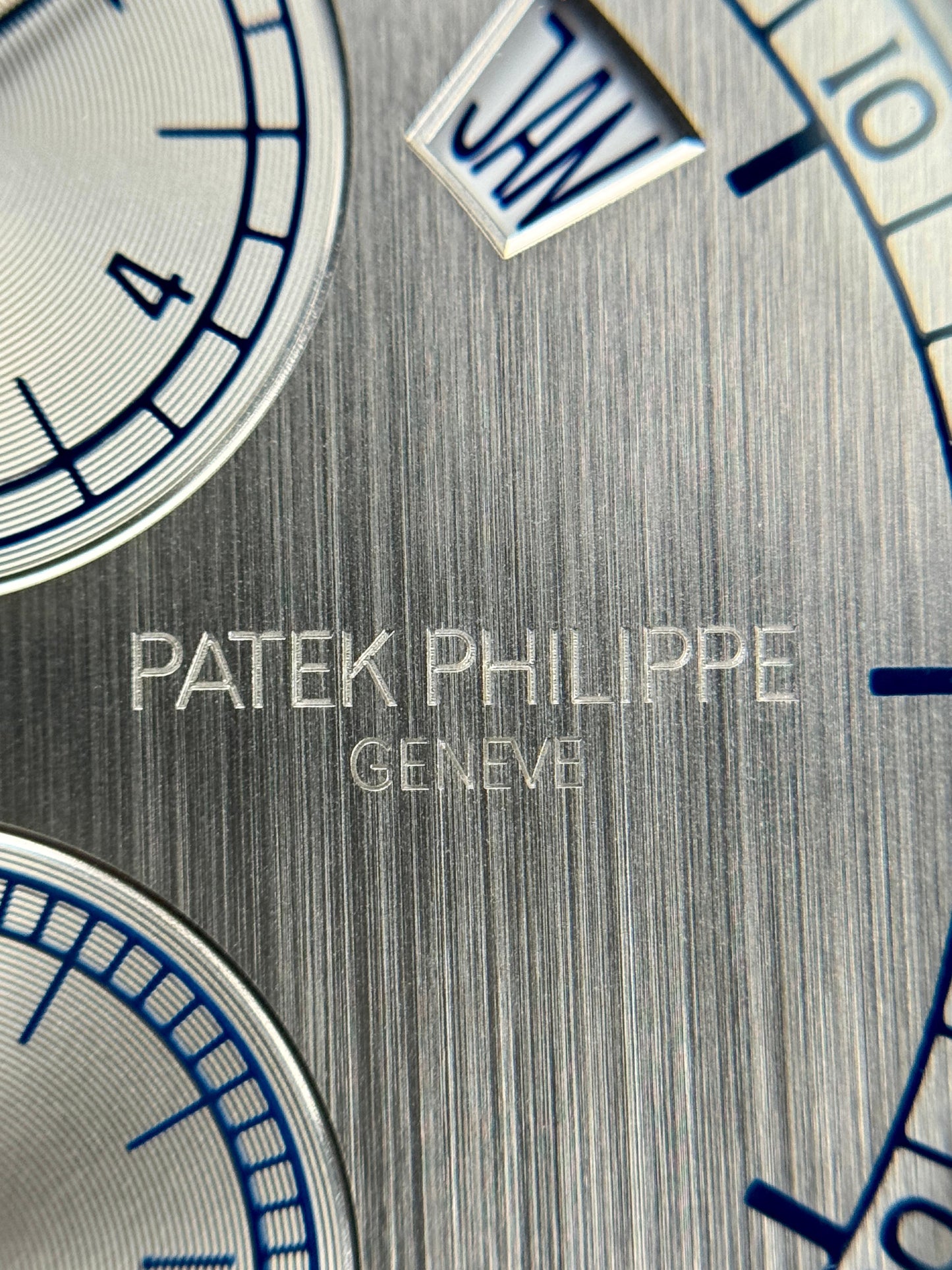 Patek Philippe Annual Calendar Regulator 2015 - HOURLY 