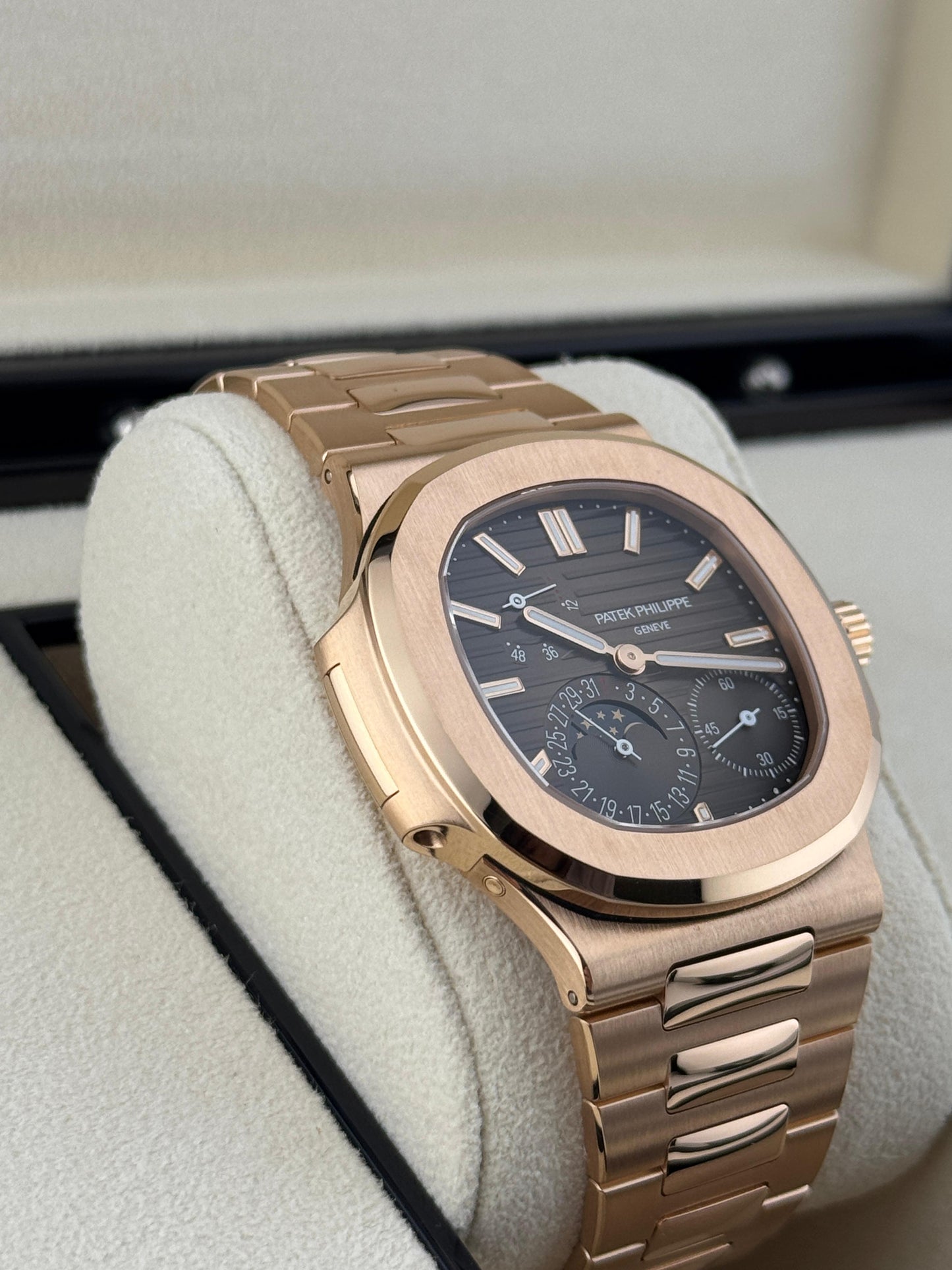 Patek Philippe Nautilus 40mm Rose Gold Sunburst Brown Dial 2024