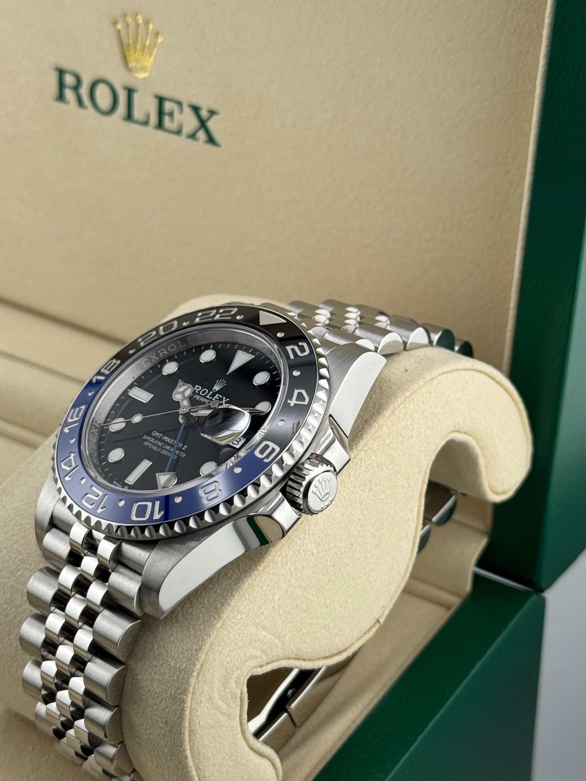 Rolex GMT-Master II Batgril 2020 - HOURLY 