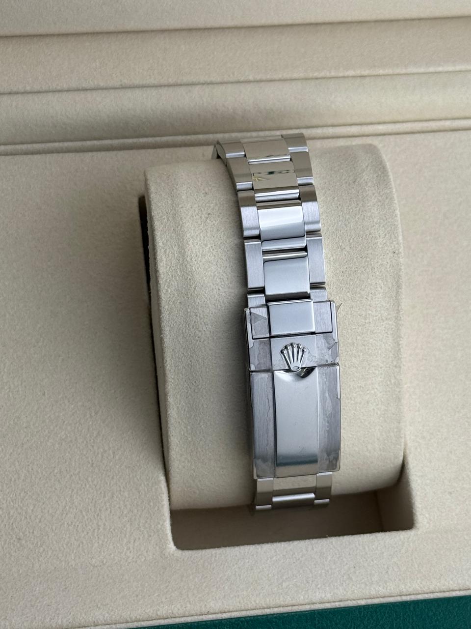 Rolex Cosmograph Daytona Panda 2024 - HOURLY 