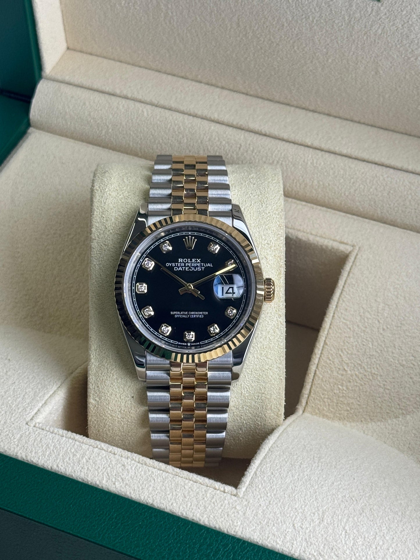 Rolex Datejust 36mm Steel&YellowGold Black Dial jubilee 2021 - HOURLY 