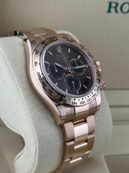 Rolex Cosmograph Daytona RoseGold Chocolate Dial Unworn 2025