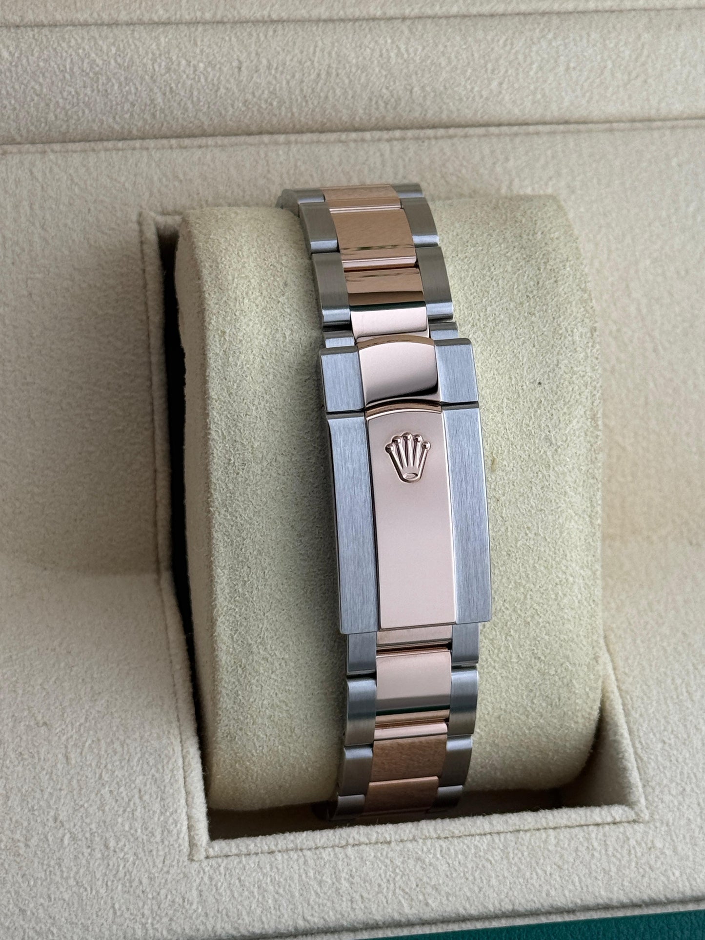 Rolex Datejust 41mm Steel&RoseGold Wimbledon Dial Oyster 2024