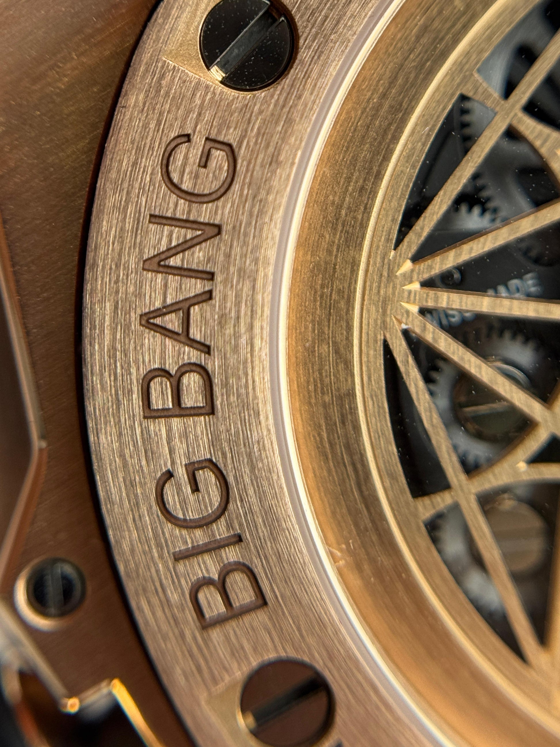 Hublot big bang Sang bleu II 45mm RoseGold Chronograph Blue Dial 2020 - HOURLY 