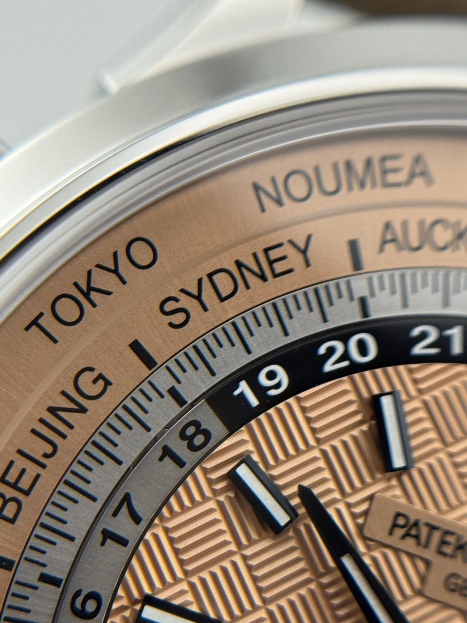 Patek Philippe Complications World Time Flyback Chronograph 2025