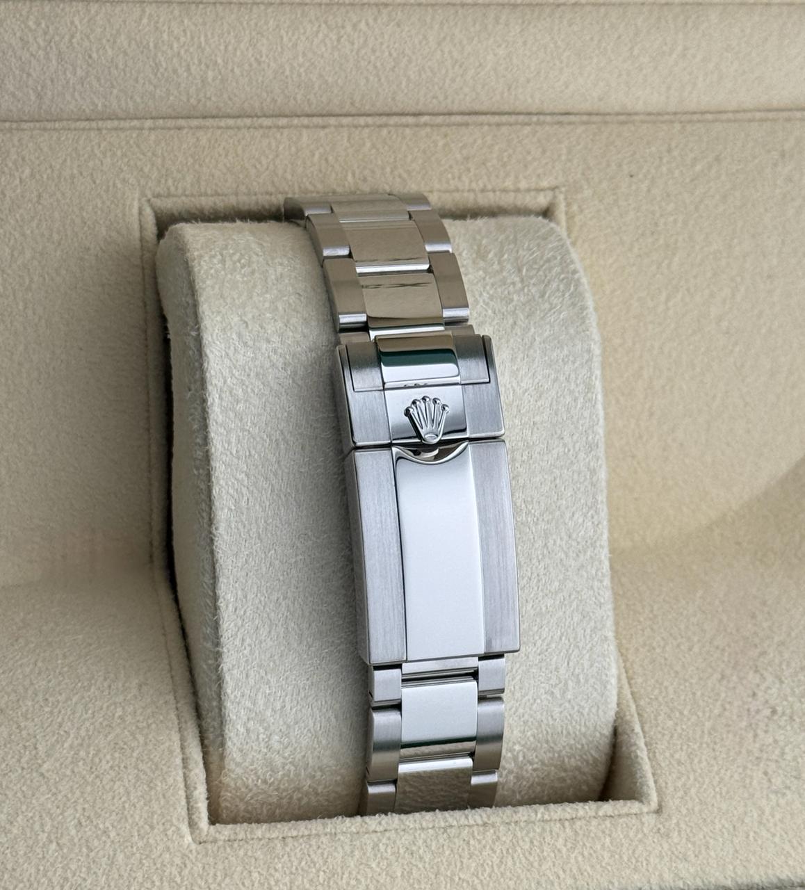 Rolex Cosmograph Daytona 40mm White Dial Panda 2024