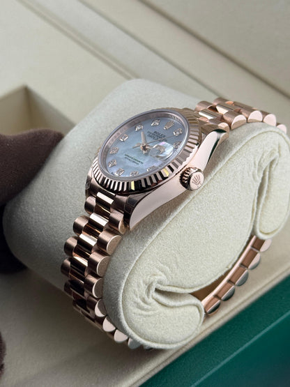 Rolex Datejust 28mm RoseGold Mother-of-Pearl Dial 2024 - HOURLY 