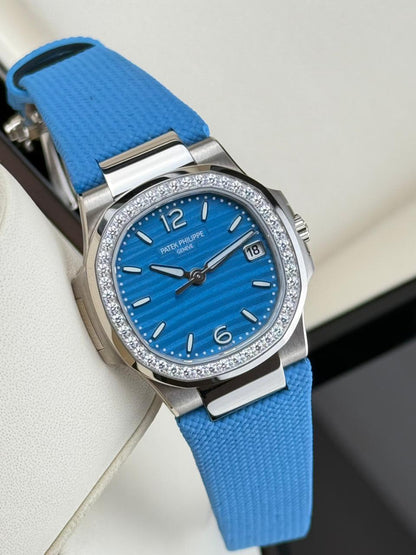 Patek Philippe Nautilus 32mm Quartz Lacquered Azure Blue 2025 - HOURLY 
