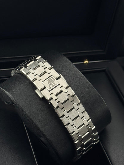 Audemars Piguet Royal Oak Balck Dial 2016 - HOURLY 
