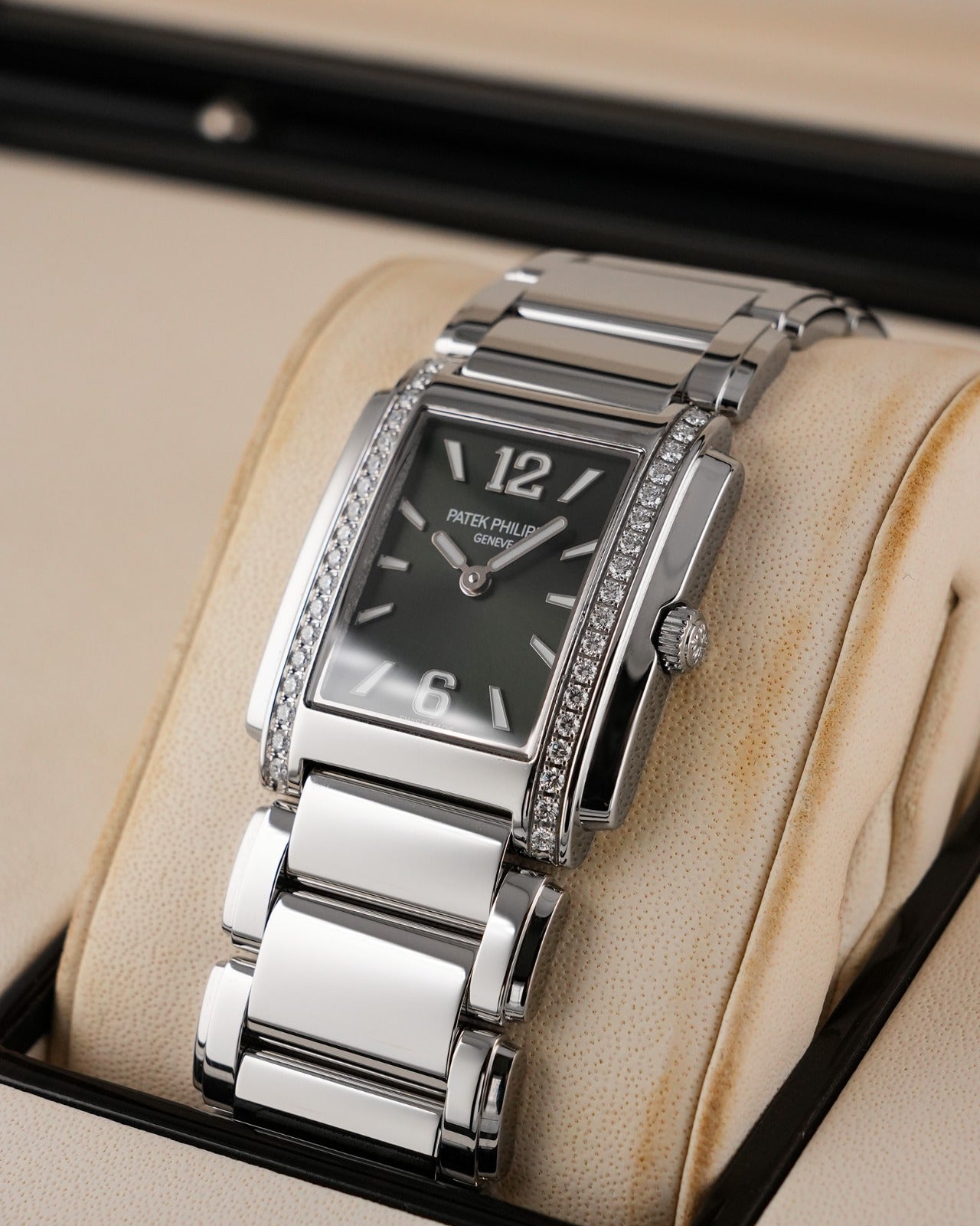 Patek Philippe Twenty~4 Stainless Steel Olive Green Dial 2022