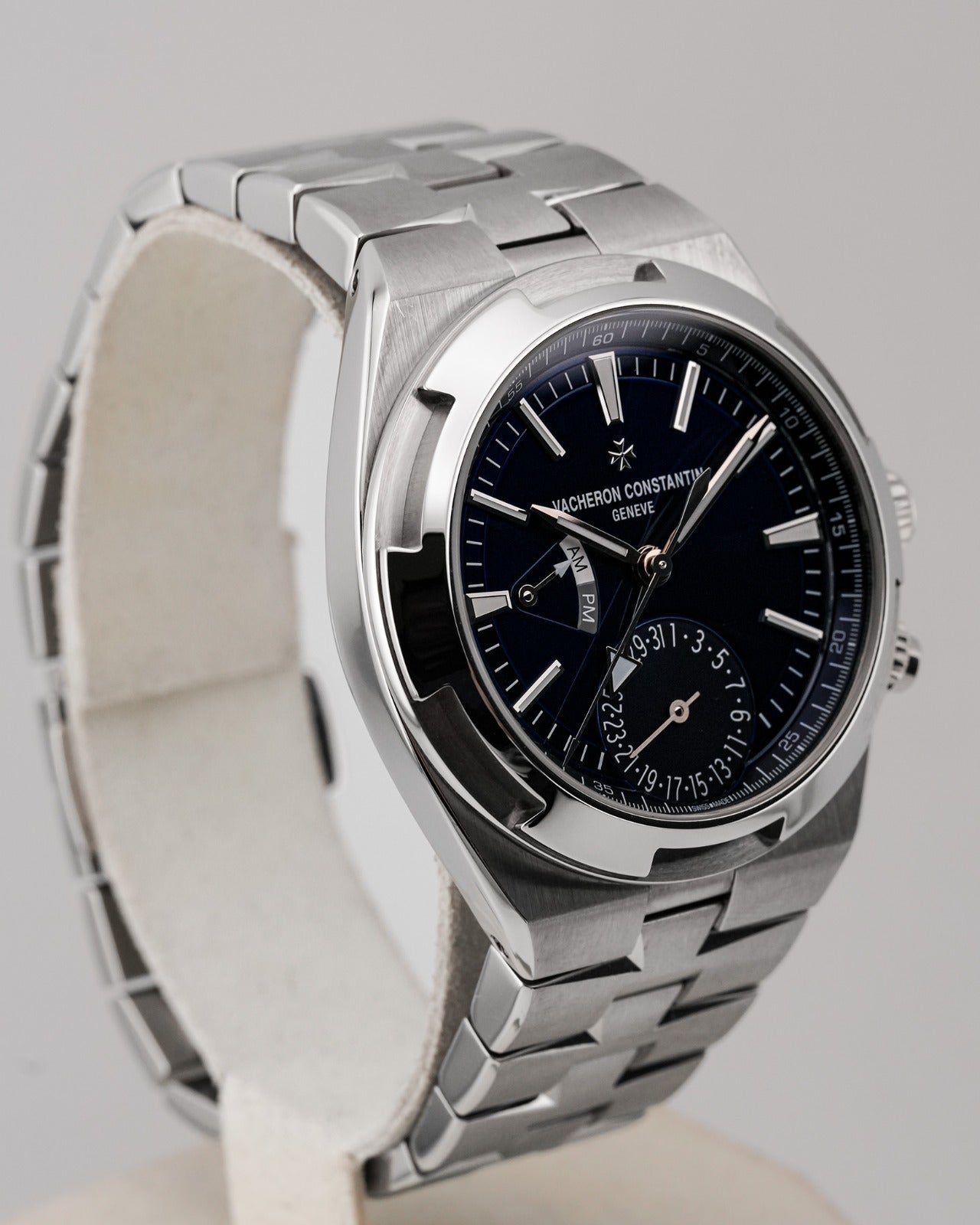 Vacheron Constantin Overseas Dual Time Blue Dial 2020