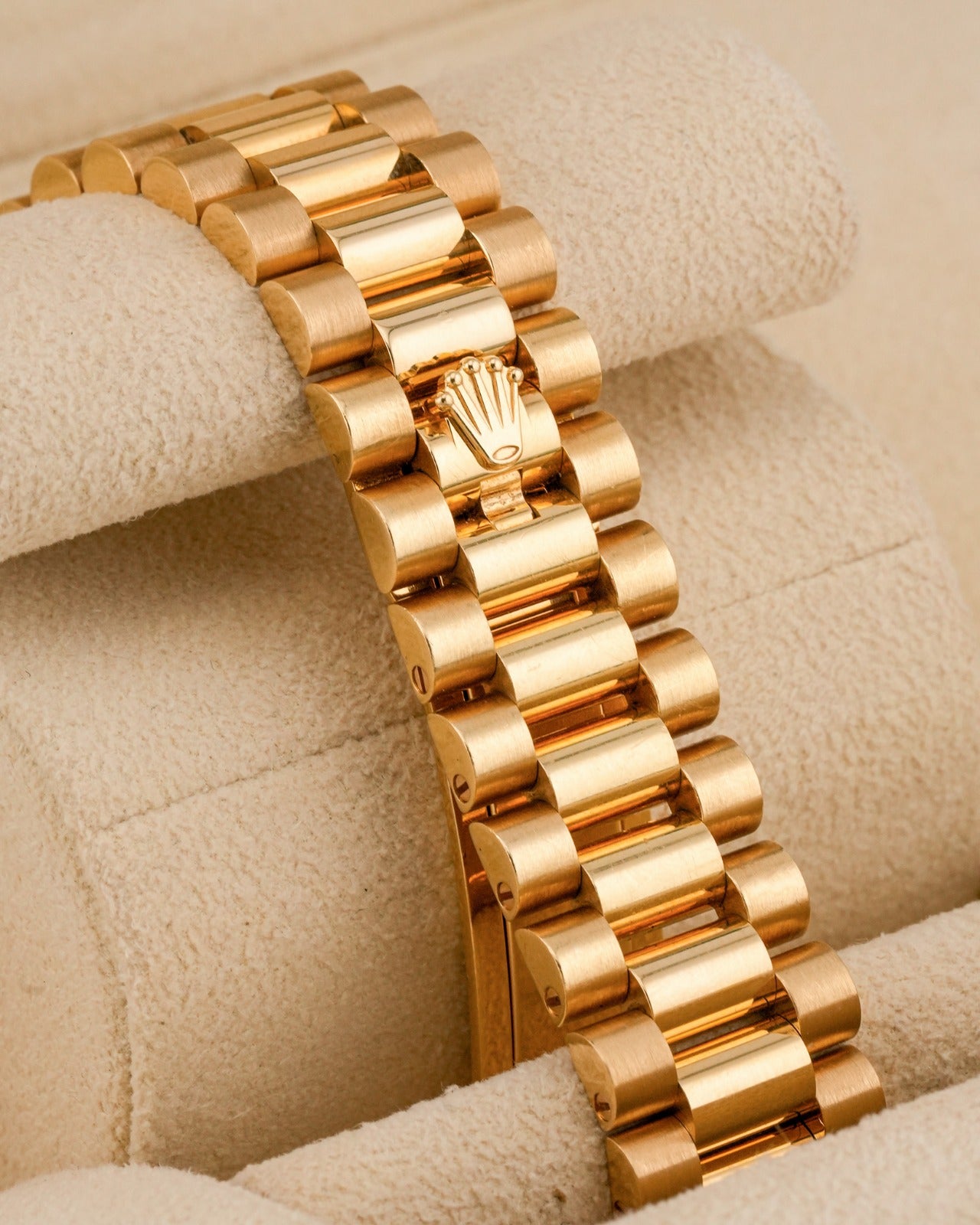 Rolex Datejust 31mm YellowGold Mother Of Pearl President bracelet